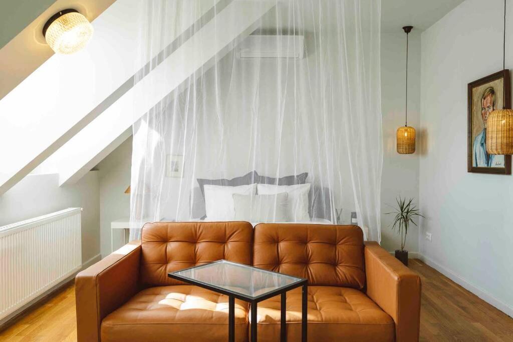 Vivando - Beautiful Studio B + Parking Boekarest Buitenkant foto